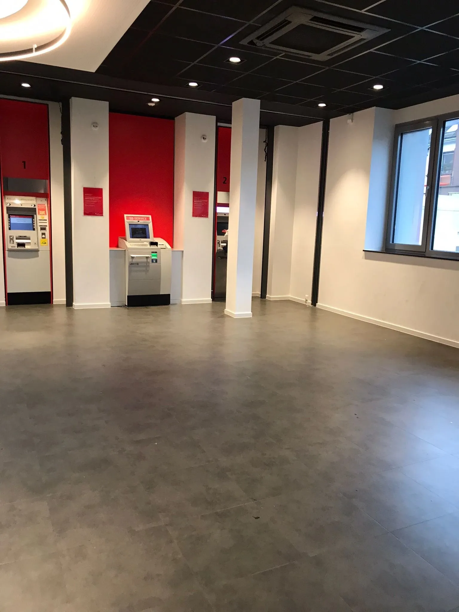 650 m² Doppelbodensanierung für Bankfiliale im Ruhrgebiet — Bild 4